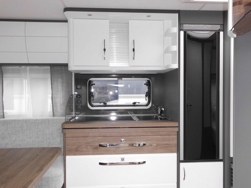 Hobby Excellent Edition 540 UL 2026 AUTARK TEPPICH 180 - Caravana: foto 1 Hobby Excellent Edition 540 UL 2026 AUTARK TEPPICH 180 - Caravana: foto 1