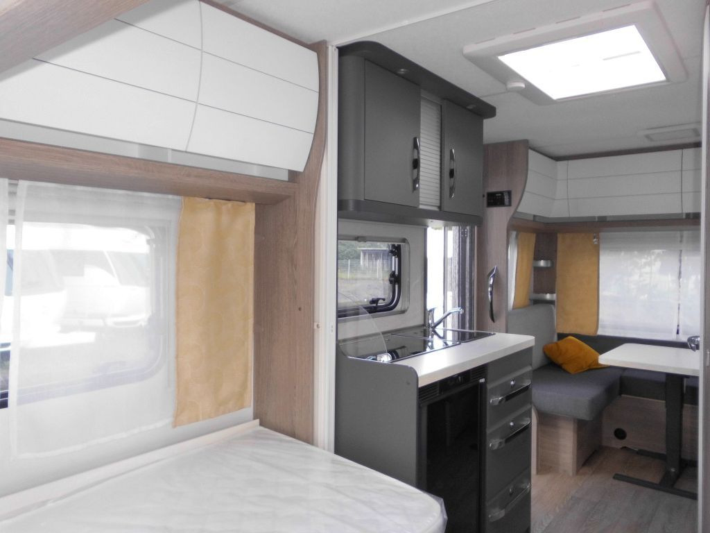 Caravana Hobby OnTour 460 DL 2026 BUGFENSTER 1500 ROLLROST: foto 13
