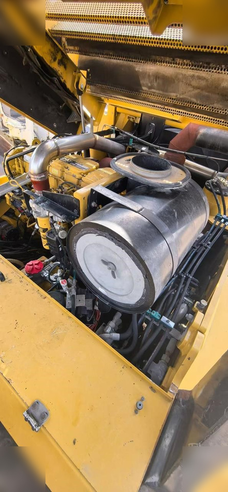 2016 CATERPILLAR PM-200 - Fresadora en frío: foto 5 2016 CATERPILLAR PM-200 - Fresadora en frío: foto 5