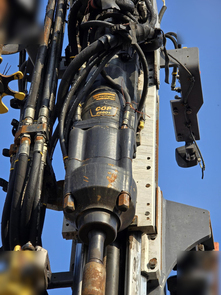 2020 ATLAS COPCO FLEXIROC T40 - Perforadora: foto 3 2020 ATLAS COPCO FLEXIROC T40 - Perforadora: foto 3