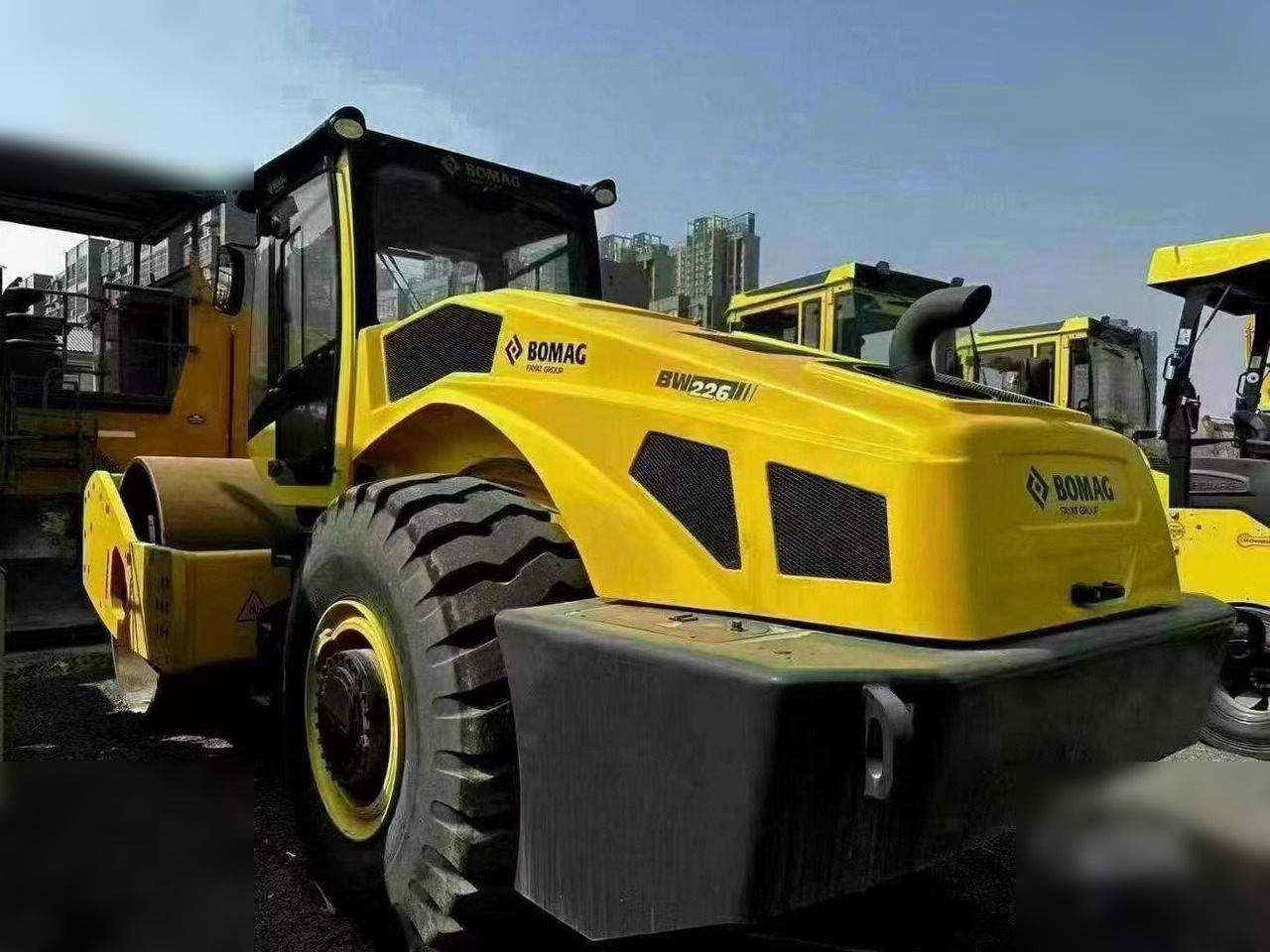 2023 BOMAG BW226-5 CL - Compactador: foto 1 2023 BOMAG BW226-5 CL - Compactador: foto 1