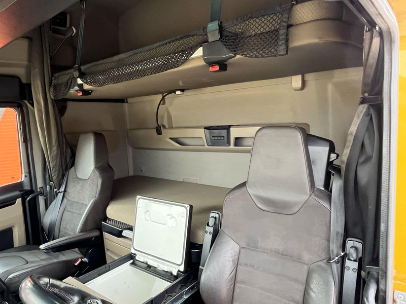 Cabeza tractora MAN TGX 28.510 6x2 TWIN BED GX CAB / INTARDER / DOUBLE BOGIE: foto 18 Cabeza tractora MAN TGX 28.510 6x2 TWIN BED GX CAB / INTARDER / DOUBLE BOGIE: foto 18