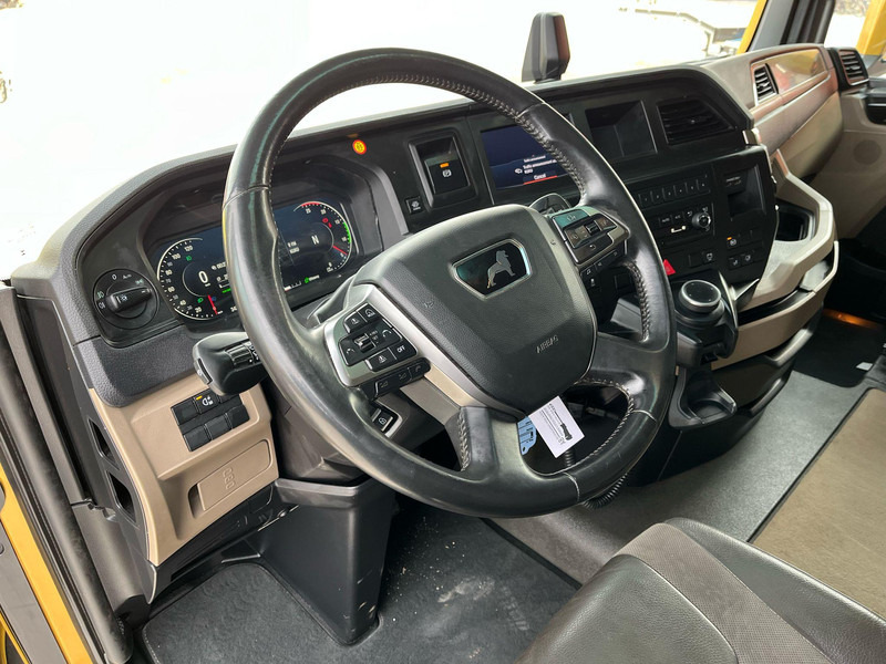 Cabeza tractora MAN TGX 28.510 6x2 TWIN BED GX CAB / INTARDER / DOUBLE BOGIE: foto 15 Cabeza tractora MAN TGX 28.510 6x2 TWIN BED GX CAB / INTARDER / DOUBLE BOGIE: foto 15