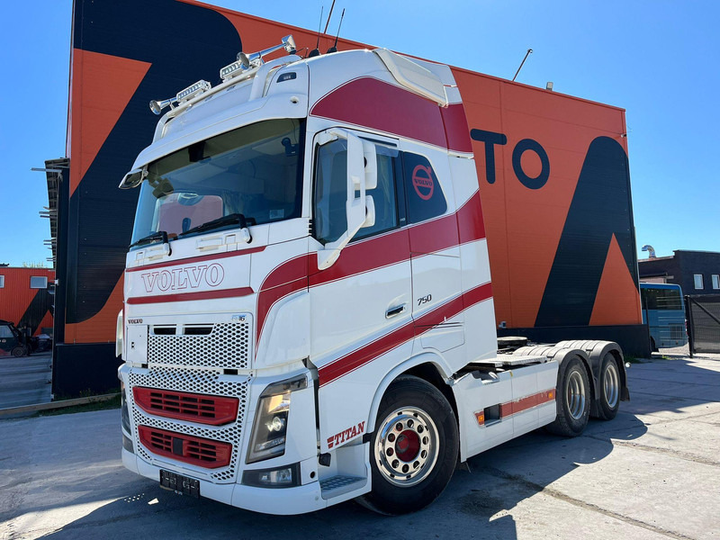 Volvo FH 16 750 6x2 RETARDER / HYDRAULICS / DOUBLE BOGIE / FULL AIR / ADR / GLOBE XL - Cabeza tractora: foto 2 Volvo FH 16 750 6x2 RETARDER / HYDRAULICS / DOUBLE BOGIE / FULL AIR / ADR / GLOBE XL - Cabeza tractora: foto 2