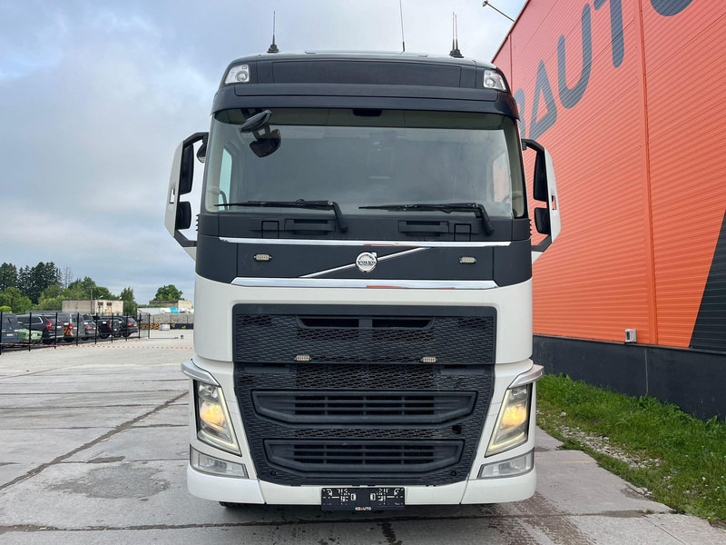 Volvo FH 500 6x2 GLOBE XL - Cabeza tractora: foto 3 Volvo FH 500 6x2 GLOBE XL - Cabeza tractora: foto 3