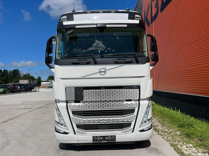 Volvo FH 500 6x2 GLOBE XL / RETARDER / DOUBLE BOGIE - Cabeza tractora: foto 2 Volvo FH 500 6x2 GLOBE XL / RETARDER / DOUBLE BOGIE - Cabeza tractora: foto 2