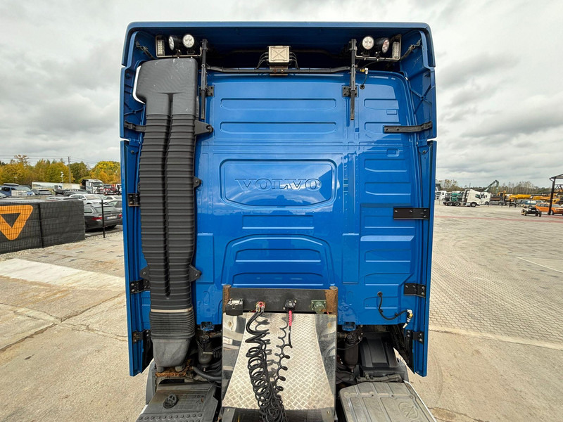 Cabeza tractora Volvo FH 500 8x4*4 GCW 70 ton / PTO: foto 13