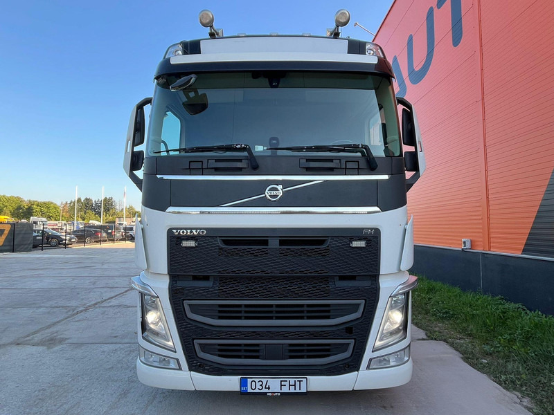 Volvo FH 540 6x4 HYDRAULICS / RETARDER / TANDEM AXLE LIFT - Cabeza tractora: foto 2 Volvo FH 540 6x4 HYDRAULICS / RETARDER / TANDEM AXLE LIFT - Cabeza tractora: foto 2