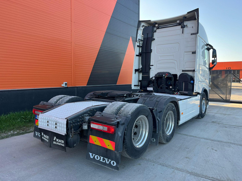 Volvo FH 540 6x4 HYDRAULICS / RETARDER / TANDEM AXLE LIFT - Cabeza tractora: foto 5 Volvo FH 540 6x4 HYDRAULICS / RETARDER / TANDEM AXLE LIFT - Cabeza tractora: foto 5