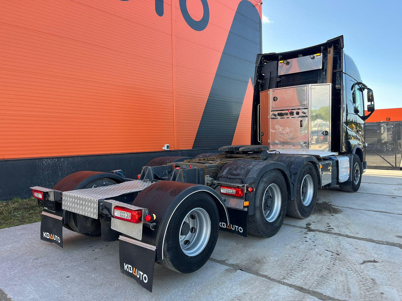 Volvo FH 750 6x4 GCW 90 ton / DOLLY / RETARDER - Cabeza tractora: foto 5 Volvo FH 750 6x4 GCW 90 ton / DOLLY / RETARDER - Cabeza tractora: foto 5