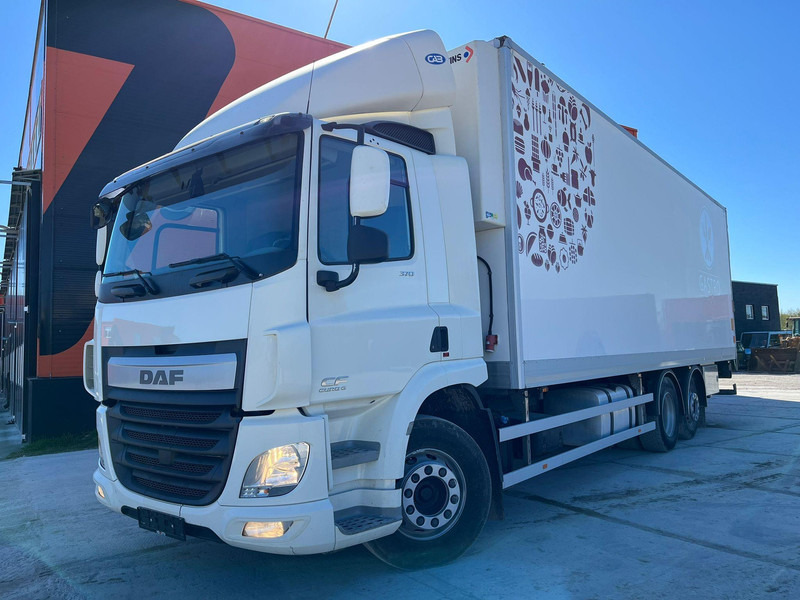 DAF CF 370 6x2 HULTSTEINS / BOX L=8744 mm - Camión frigorífico: foto 2 DAF CF 370 6x2 HULTSTEINS / BOX L=8744 mm - Camión frigorífico: foto 2