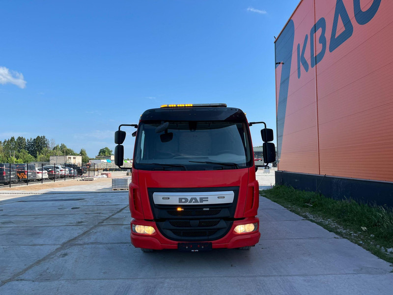 DAF LF 210 4x2 JIGE SIMPLEX 5 T / PLATFORM L=5799 mm - Camión portavehículos: foto 2 DAF LF 210 4x2 JIGE SIMPLEX 5 T / PLATFORM L=5799 mm - Camión portavehículos: foto 2