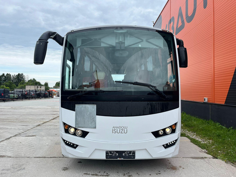 Isuzu Visigo 4x2 EURO 6 / 41 SEATS / AC - Autocar: foto 2 Isuzu Visigo 4x2 EURO 6 / 41 SEATS / AC - Autocar: foto 2