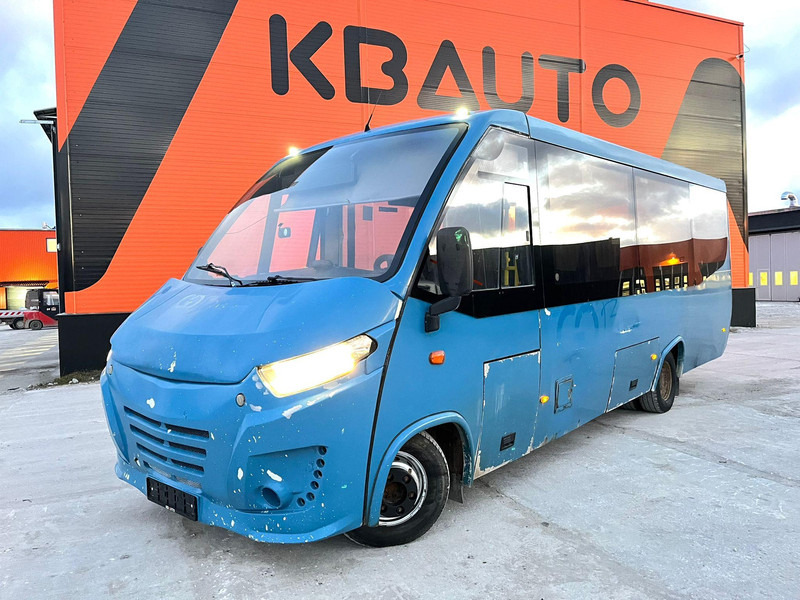 Iveco Kapena Thesi 5 PCS AVAILABLE /EURO 6 / 27 SEATS+5 STANDING / AC / AUXILIARY HEATING - Minibús, Furgoneta de pasajeros: foto 3 Iveco Kapena Thesi 5 PCS AVAILABLE /EURO 6 / 27 SEATS+5 STANDING / AC / AUXILIARY HEATING - Minibús, Furgoneta de pasajeros: foto 3