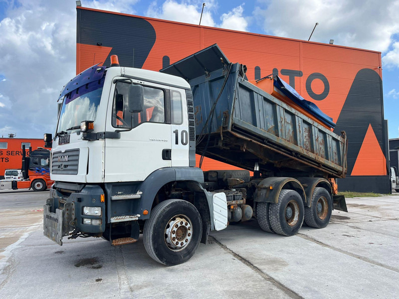 MAN TGA 26.430 6x4 BOX L=5014 mm / POSSIBLE TO BUY WITH SPREADER Schmidt stratos B60 - Camión volquete: foto 2 MAN TGA 26.430 6x4 BOX L=5014 mm / POSSIBLE TO BUY WITH SPREADER Schmidt stratos B60 - Camión volquete: foto 2