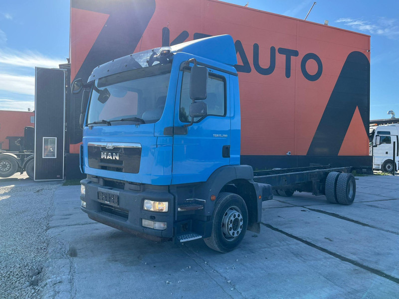 MAN TGM 15.290 4x2 CHASSIS L=7750 mm - Camión chasis: foto 2 MAN TGM 15.290 4x2 CHASSIS L=7750 mm - Camión chasis: foto 2
