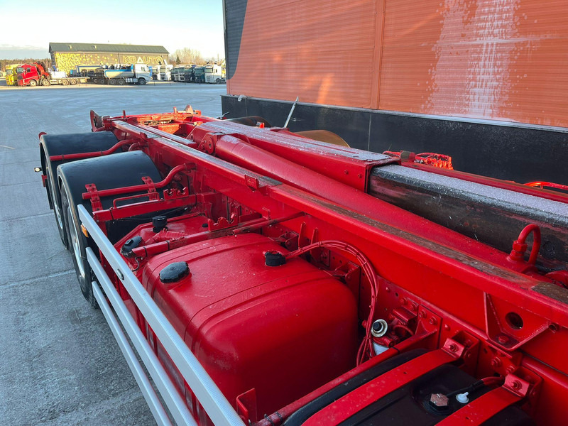 Camión multibasculante Mercedes-Benz Actros 2544 L 6x2 AJK 20 ton / L=5885mm: foto 12 Camión multibasculante Mercedes-Benz Actros 2544 L 6x2 AJK 20 ton / L=5885mm: foto 12