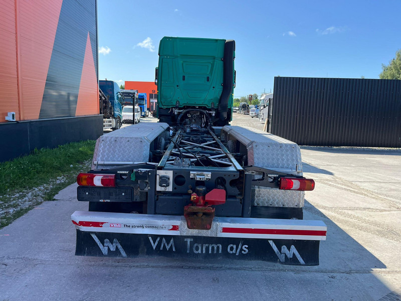 Camión chasis Mercedes-Benz Actros 3563 8x4*4 RETARDER / CHASSIS L=7358 mm: foto 6 Camión chasis Mercedes-Benz Actros 3563 8x4*4 RETARDER / CHASSIS L=7358 mm: foto 6