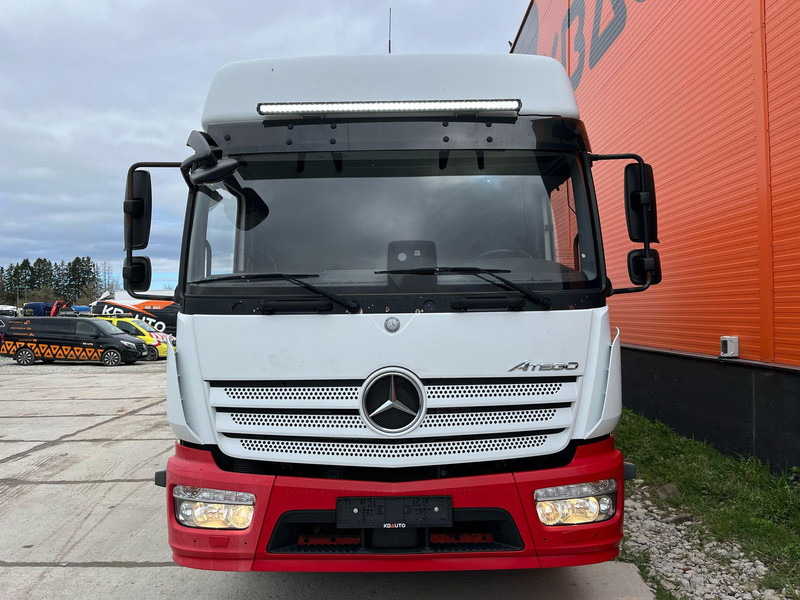 Mercedes-Benz Atego 1224 4x2 NEW ENGINE ! / BOX L=7548 mm - Camión caja cerrada: foto 2 Mercedes-Benz Atego 1224 4x2 NEW ENGINE ! / BOX L=7548 mm - Camión caja cerrada: foto 2
