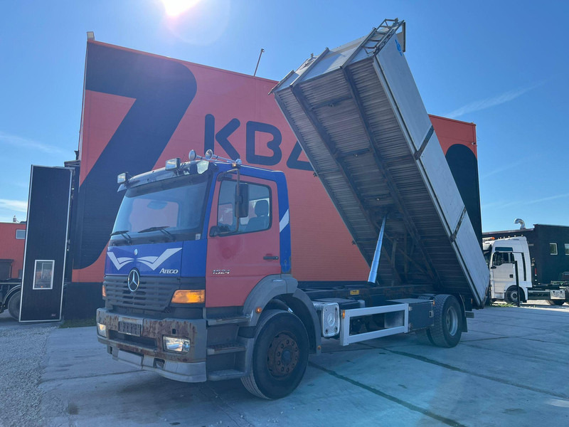 Mercedes-Benz Atego 1828 4x2 FULL STEEL / BOX L=6481 mm - Camión volquete: foto 2 Mercedes-Benz Atego 1828 4x2 FULL STEEL / BOX L=6481 mm - Camión volquete: foto 2