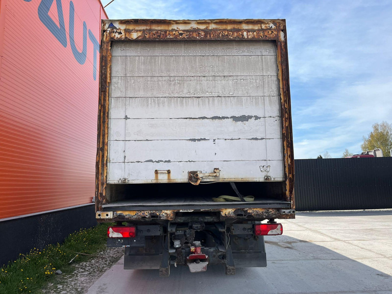 Scania R 480 6x2*4 RETARDER / BOX L=7468 mm - Camión caja cerrada: foto 5 Scania R 480 6x2*4 RETARDER / BOX L=7468 mm - Camión caja cerrada: foto 5