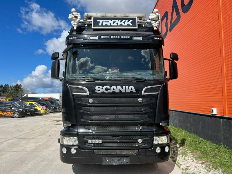 Scania R 730 6x4 RETARDER - Camión forestal, Camión grúa: foto 3 Scania R 730 6x4 RETARDER - Camión forestal, Camión grúa: foto 3