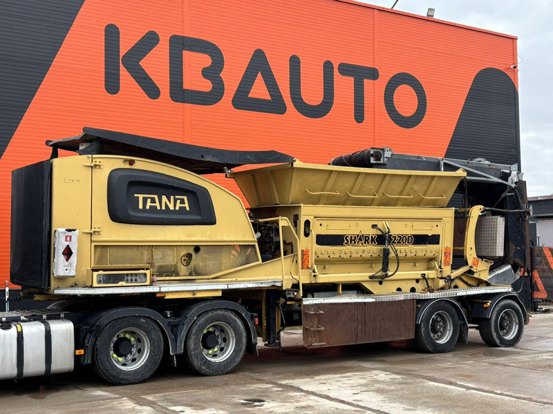 Tana Shark 200D / CAT C15 ACERT - 403 kw / 5343 hours - Machacadora: foto 1 Tana Shark 200D / CAT C15 ACERT - 403 kw / 5343 hours - Machacadora: foto 1