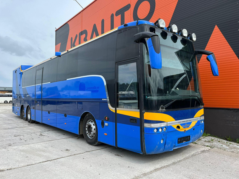 Van Hool Scania K 400 T 9 6x2*4 WC / AC / WEBASTO / FRIDGE / LUGGAGE BOX WITH LIFT / WHEELCHAIR LIFT - Autobús suburbano: foto 2 Van Hool Scania K 400 T 9 6x2*4 WC / AC / WEBASTO / FRIDGE / LUGGAGE BOX WITH LIFT / WHEELCHAIR LIFT - Autobús suburbano: foto 2