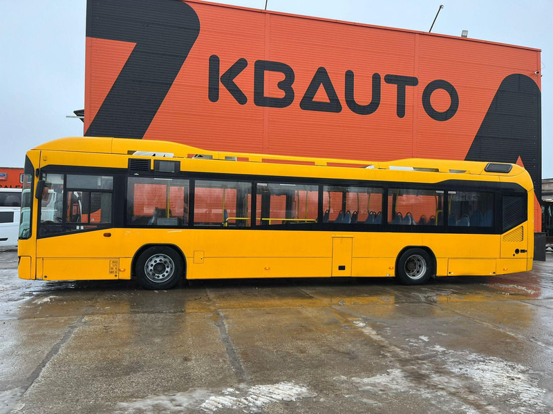 Volvo BRLH 7700 HYBRID 4x2 FOR PARTS ONLY! / EURO EEV / AC / AUXILIARY HEATING - Autobús urbano: foto 4 Volvo BRLH 7700 HYBRID 4x2 FOR PARTS ONLY! / EURO EEV / AC / AUXILIARY HEATING - Autobús urbano: foto 4