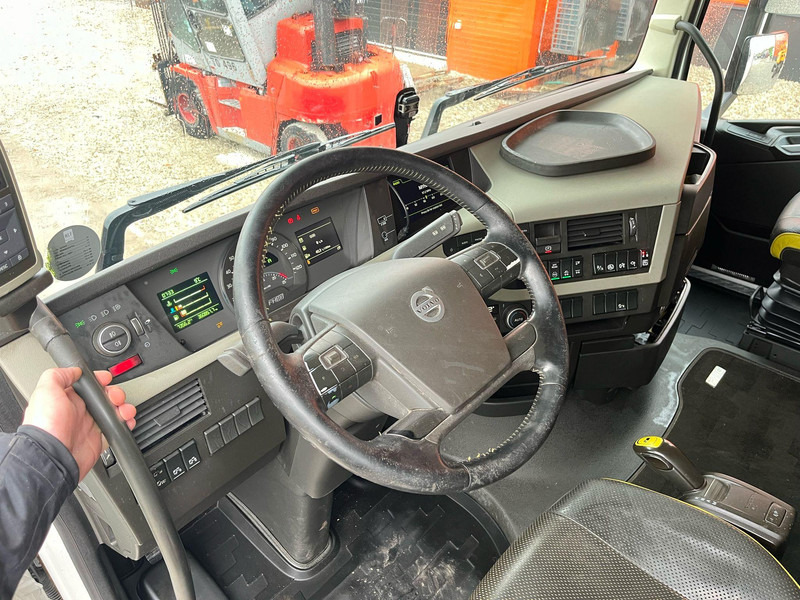 Leasing para Volvo FH 16 600 6x2*4 HIAB 166E-5 HIPRO / PLATFORM L=6309 mm Volvo FH 16 600 6x2*4 HIAB 166E-5 HIPRO / PLATFORM L=6309 mm: foto 15