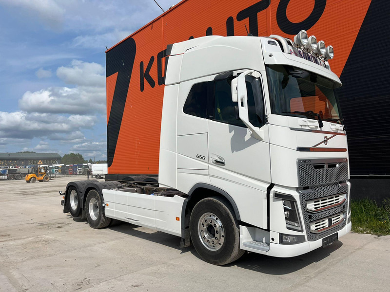 Volvo FH 16 650 6x2 9 TON FRONT AXLE / RETARDER / CHASSIS L=6100 mm - Camión chasis: foto 4 Volvo FH 16 650 6x2 9 TON FRONT AXLE / RETARDER / CHASSIS L=6100 mm - Camión chasis: foto 4