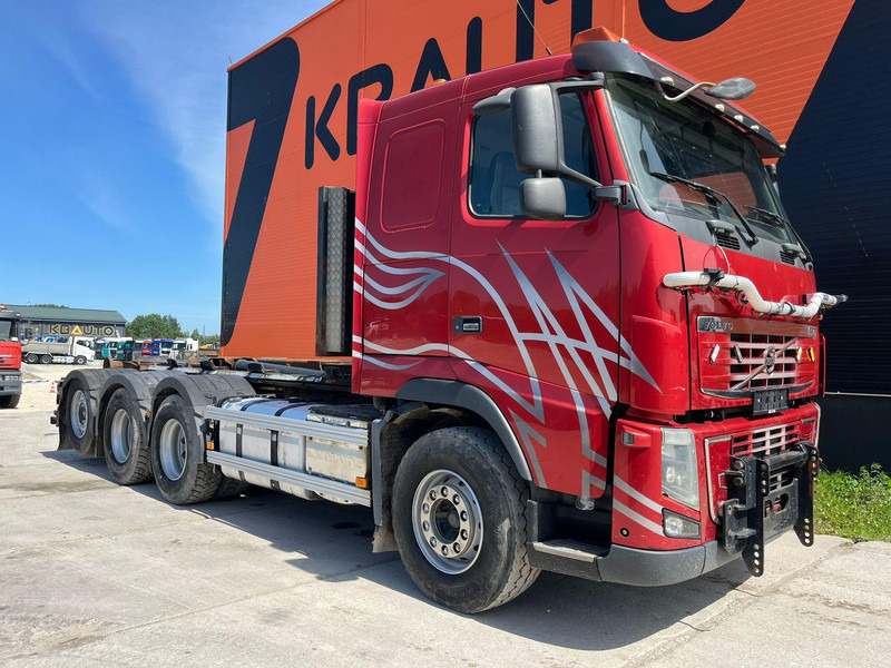 Volvo FH 16 700 8x4*4 HIAB XR 24 ton / L=5800 mm - Camión multibasculante: foto 4 Volvo FH 16 700 8x4*4 HIAB XR 24 ton / L=5800 mm - Camión multibasculante: foto 4