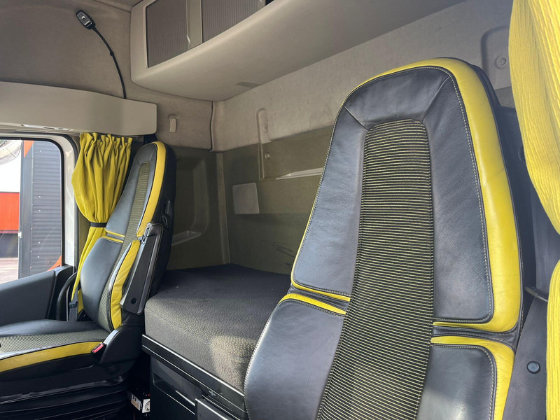 Leasing para Volvo FH 16 750 8x4*4 CHASSIS L=7113 mm Volvo FH 16 750 8x4*4 CHASSIS L=7113 mm: foto 16 Leasing para Volvo FH 16 750 8x4*4 CHASSIS L=7113 mm Volvo FH 16 750 8x4*4 CHASSIS L=7113 mm: foto 16