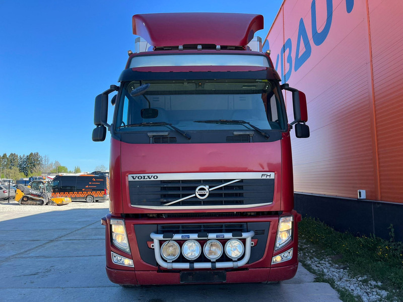 Volvo FH 440 6x2 FOR SALE AS CHASSIS / CHASSIS L=7400 mm - Camión chasis: foto 2 Volvo FH 440 6x2 FOR SALE AS CHASSIS / CHASSIS L=7400 mm - Camión chasis: foto 2