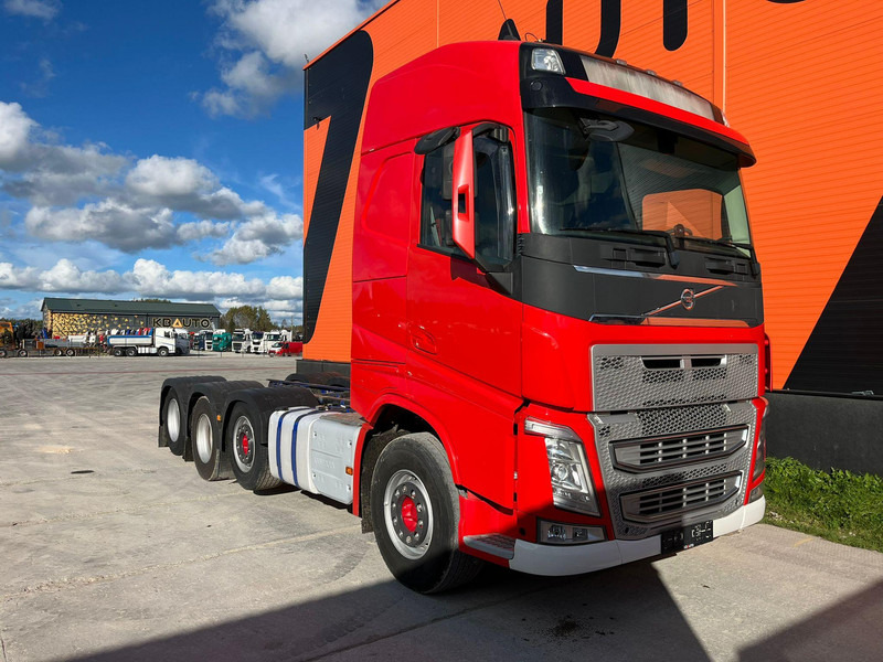 Volvo FH 540 8x2/4 RETARDER / CHASSIS L=5606 mm - Camión chasis: foto 3 Volvo FH 540 8x2/4 RETARDER / CHASSIS L=5606 mm - Camión chasis: foto 3