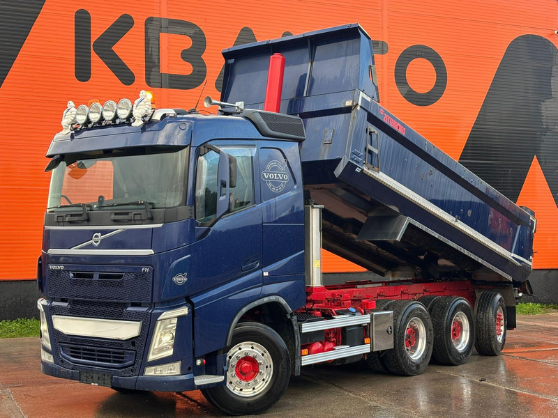Volvo FH 540 8x4*4 BOX L=5522 mm - Camión volquete: foto 2 Volvo FH 540 8x4*4 BOX L=5522 mm - Camión volquete: foto 2