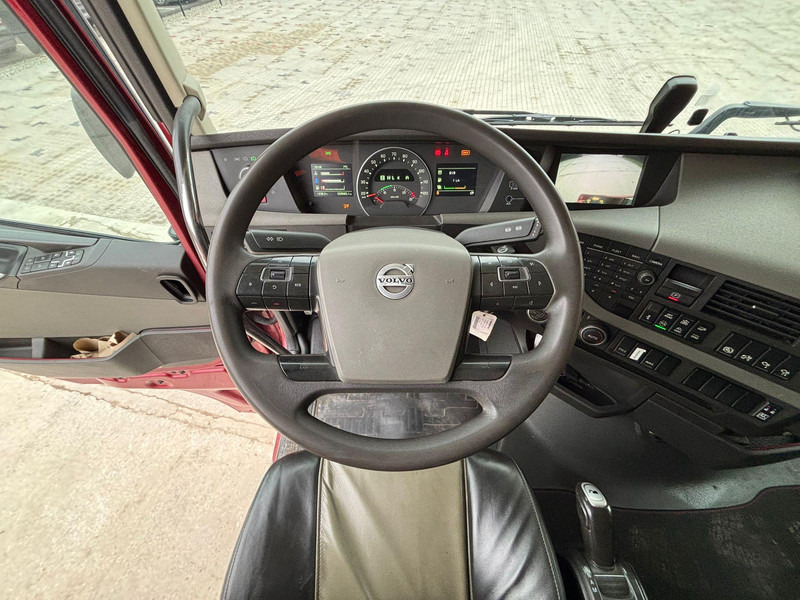 Leasing para Volvo FH 540 8x4*4 CHASSIS L=6124 mm Volvo FH 540 8x4*4 CHASSIS L=6124 mm: foto 15