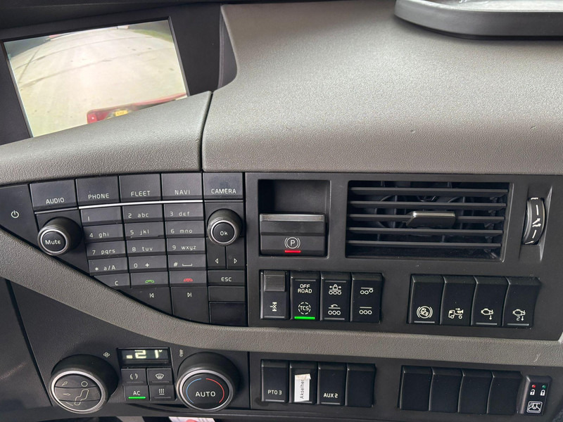 Leasing para Volvo FH 540 8x4*4 CHASSIS L=6124 mm Volvo FH 540 8x4*4 CHASSIS L=6124 mm: foto 18