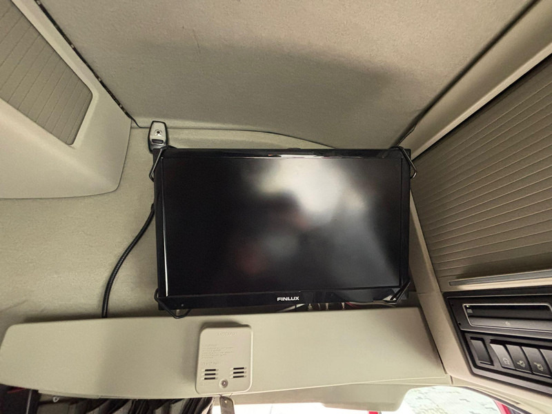 Leasing para Volvo FH 540 8x4*4 CHASSIS L=6124 mm Volvo FH 540 8x4*4 CHASSIS L=6124 mm: foto 20