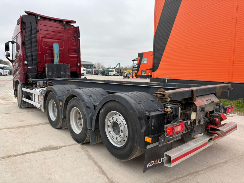 Leasing para Volvo FH 540 8x4*4 CHASSIS L=6124 mm Volvo FH 540 8x4*4 CHASSIS L=6124 mm: foto 7