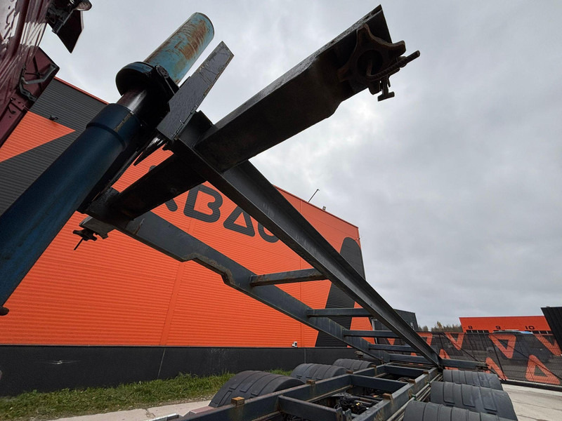 Leasing para Volvo FH 540 8x4*4 CHASSIS L=6124 mm Volvo FH 540 8x4*4 CHASSIS L=6124 mm: foto 11