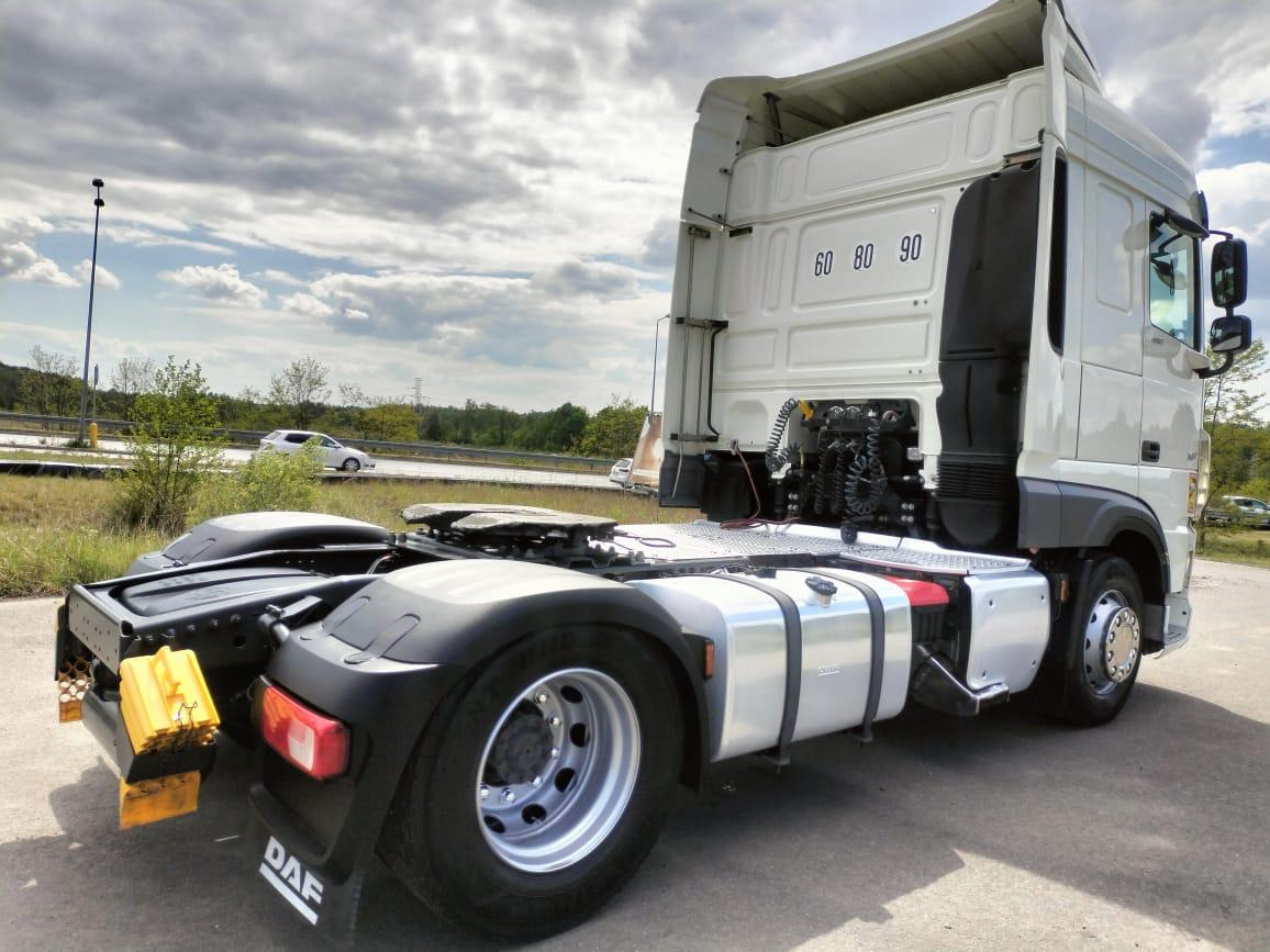 DAF XF 480 - Cabeza tractora: foto 5 DAF XF 480 - Cabeza tractora: foto 5