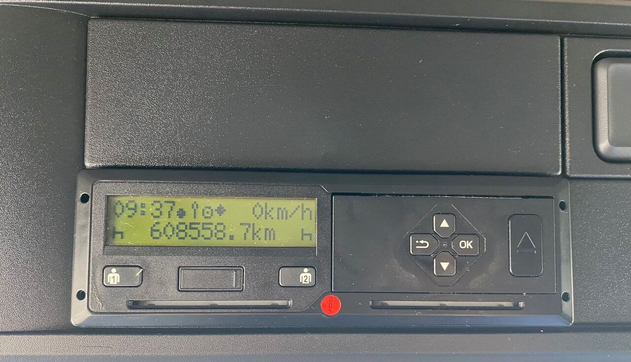 Cabeza tractora DAF XF105.510: foto 13