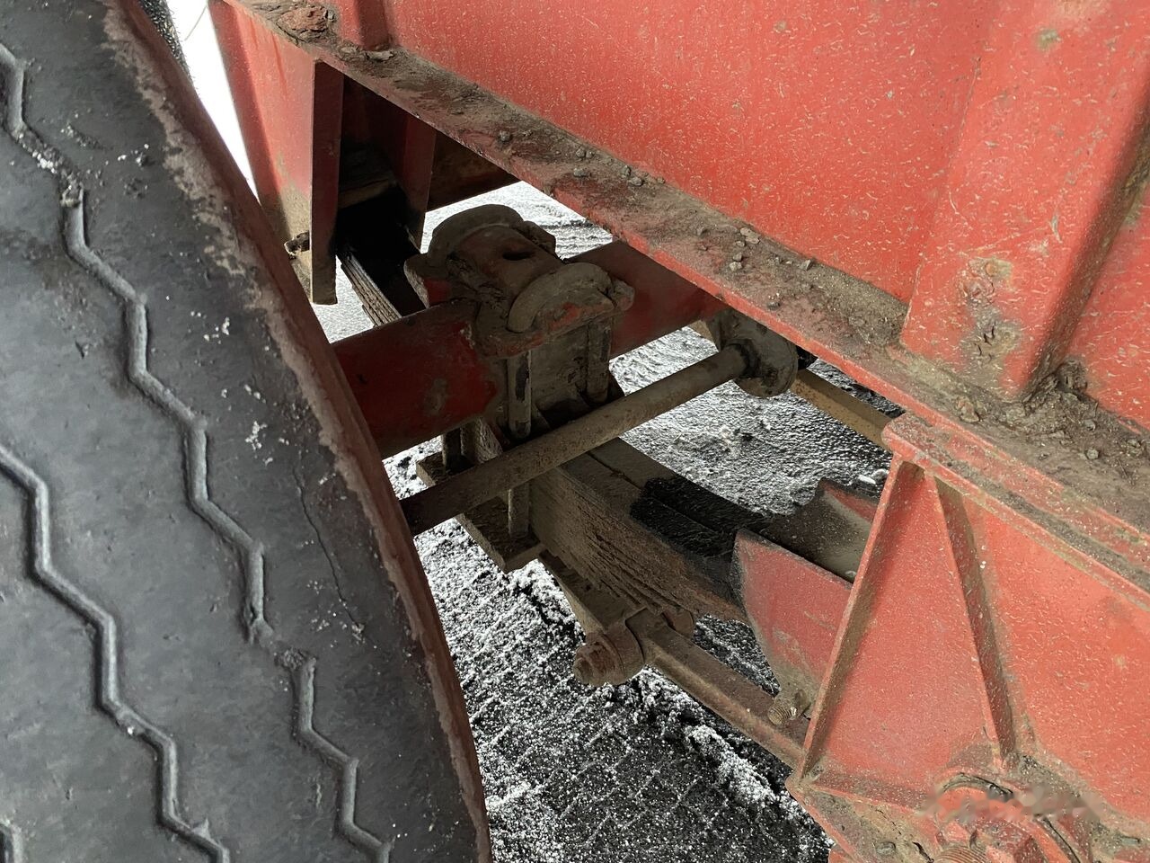 Semirremolque maderero Robuste: foto 14 Semirremolque maderero Robuste: foto 14