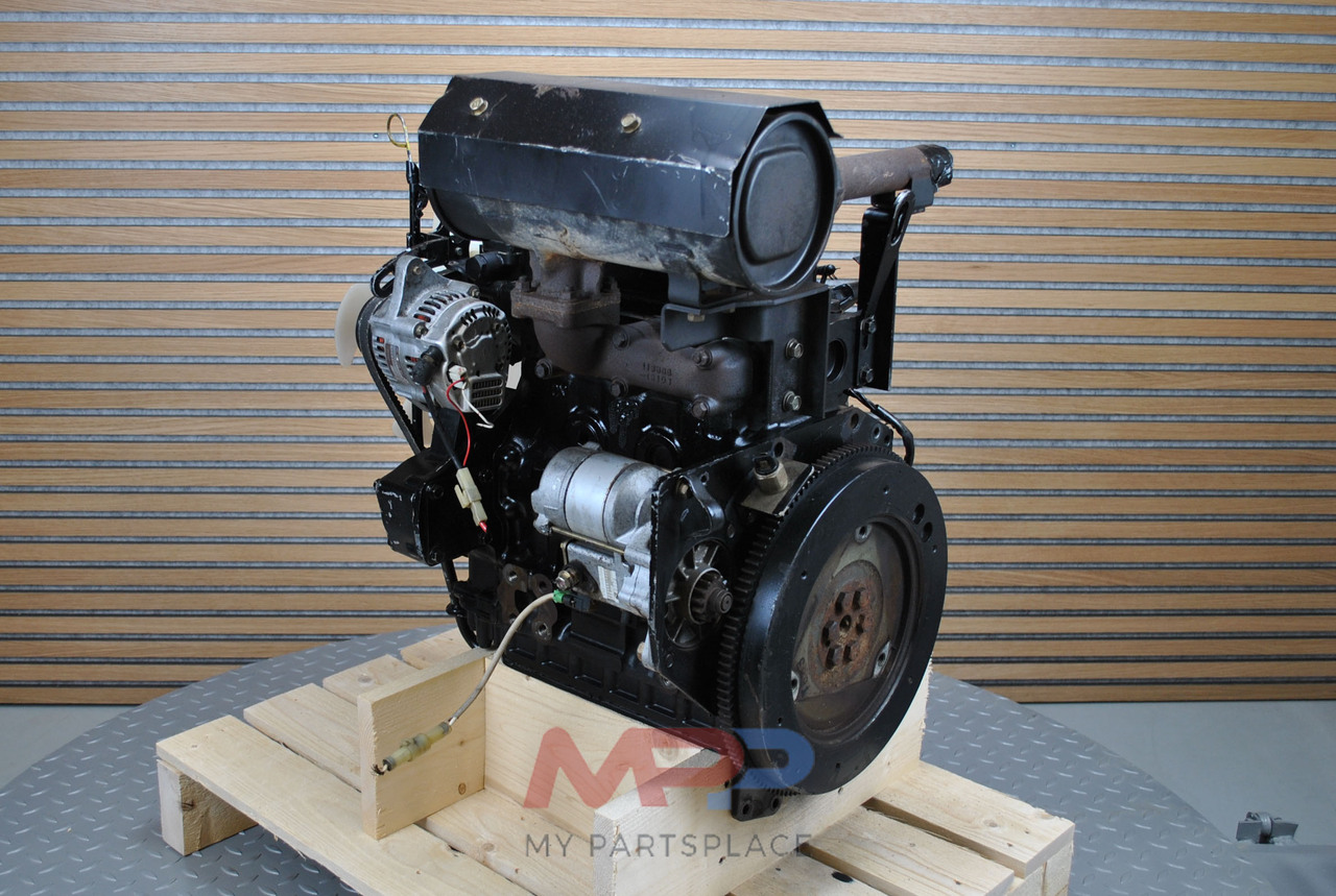 Motor para Miniexcavadora KOMATSU 3D78A: foto 7