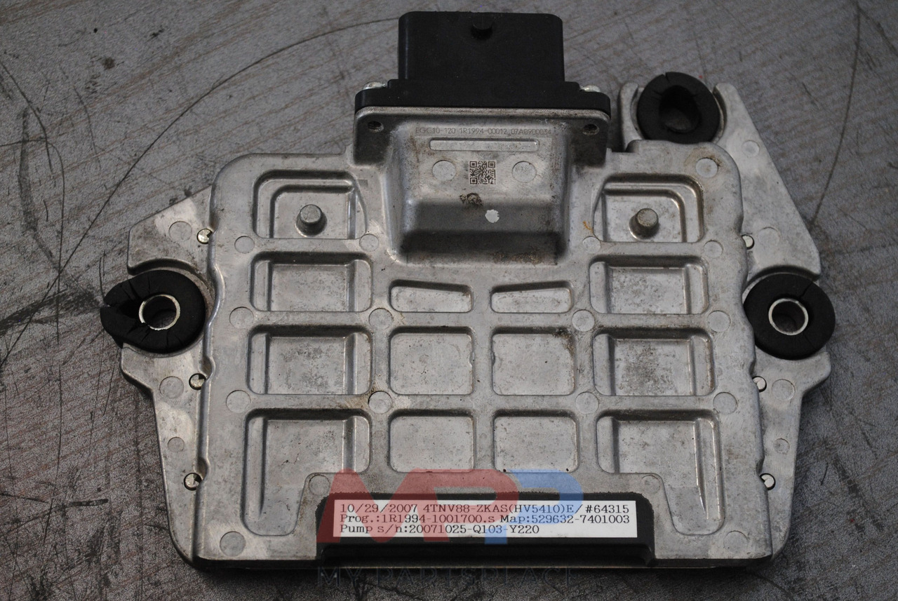 Yanmar ECU Yanmar 4TNV88 - Unidad de control para Maquinaria agrícola: foto 1 Yanmar ECU Yanmar 4TNV88 - Unidad de control para Maquinaria agrícola: foto 1