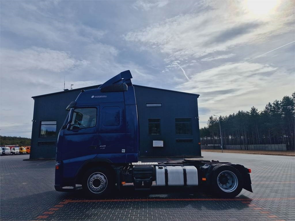 Volvo FH 13 440 - Cabeza tractora: foto 2 Volvo FH 13 440 - Cabeza tractora: foto 2
