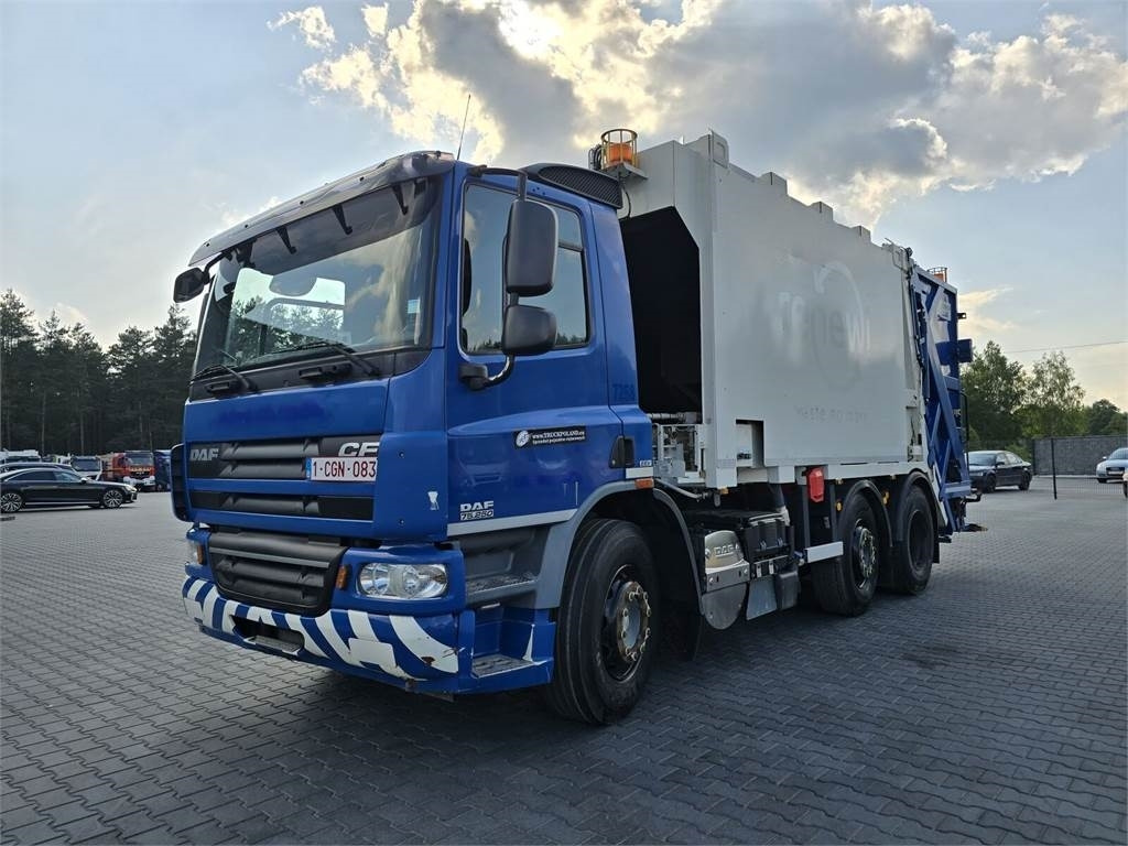 DAF LF 2011 MOL PUSHER 2000 Garbage Truck - Camión de basura: foto 2 DAF LF 2011 MOL PUSHER 2000 Garbage Truck - Camión de basura: foto 2