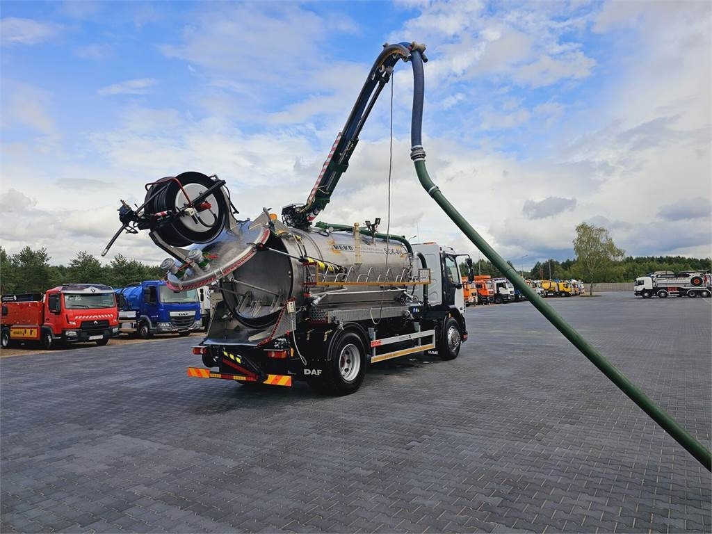 DAF WUKO SCK-4HW for collecting waste liquid separator  - Limpieza de alcantarillado: foto 1 DAF WUKO SCK-4HW for collecting waste liquid separator  - Limpieza de alcantarillado: foto 1