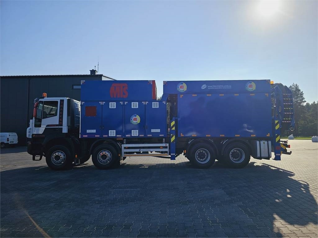 Iveco MTS 4 x TURBINE MTS 4 x TURBINE Saugbagger vacuum  - Limpieza de alcantarillado: foto 4 Iveco MTS 4 x TURBINE MTS 4 x TURBINE Saugbagger vacuum  - Limpieza de alcantarillado: foto 4